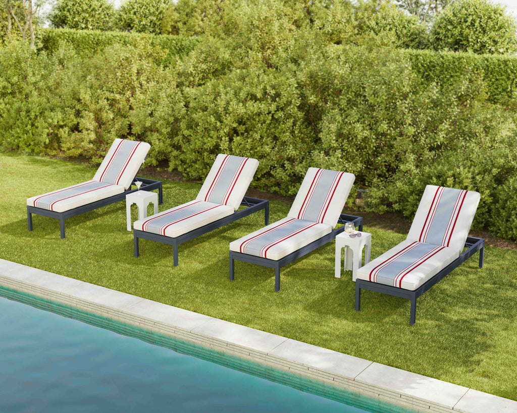 oomph Outdoor Chaise