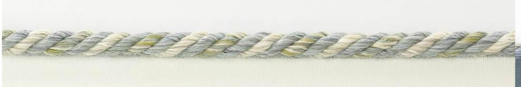 Queen Aspen Platform Bed with Footboard